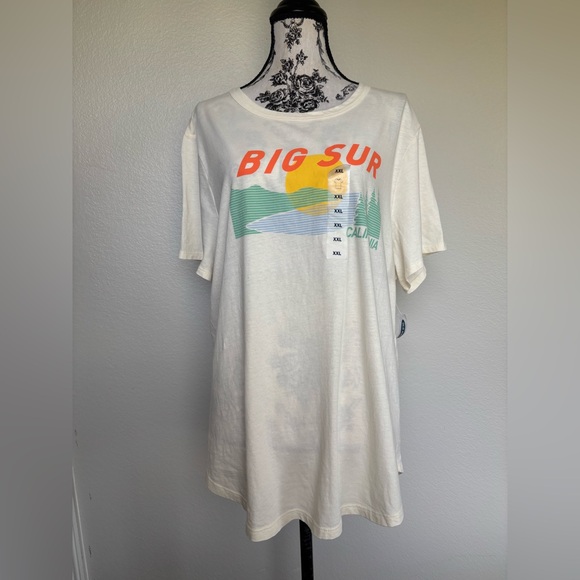 Old Navy Tops - Old Navy beige  Tee with Orange Text and Yellow Sun Graphic